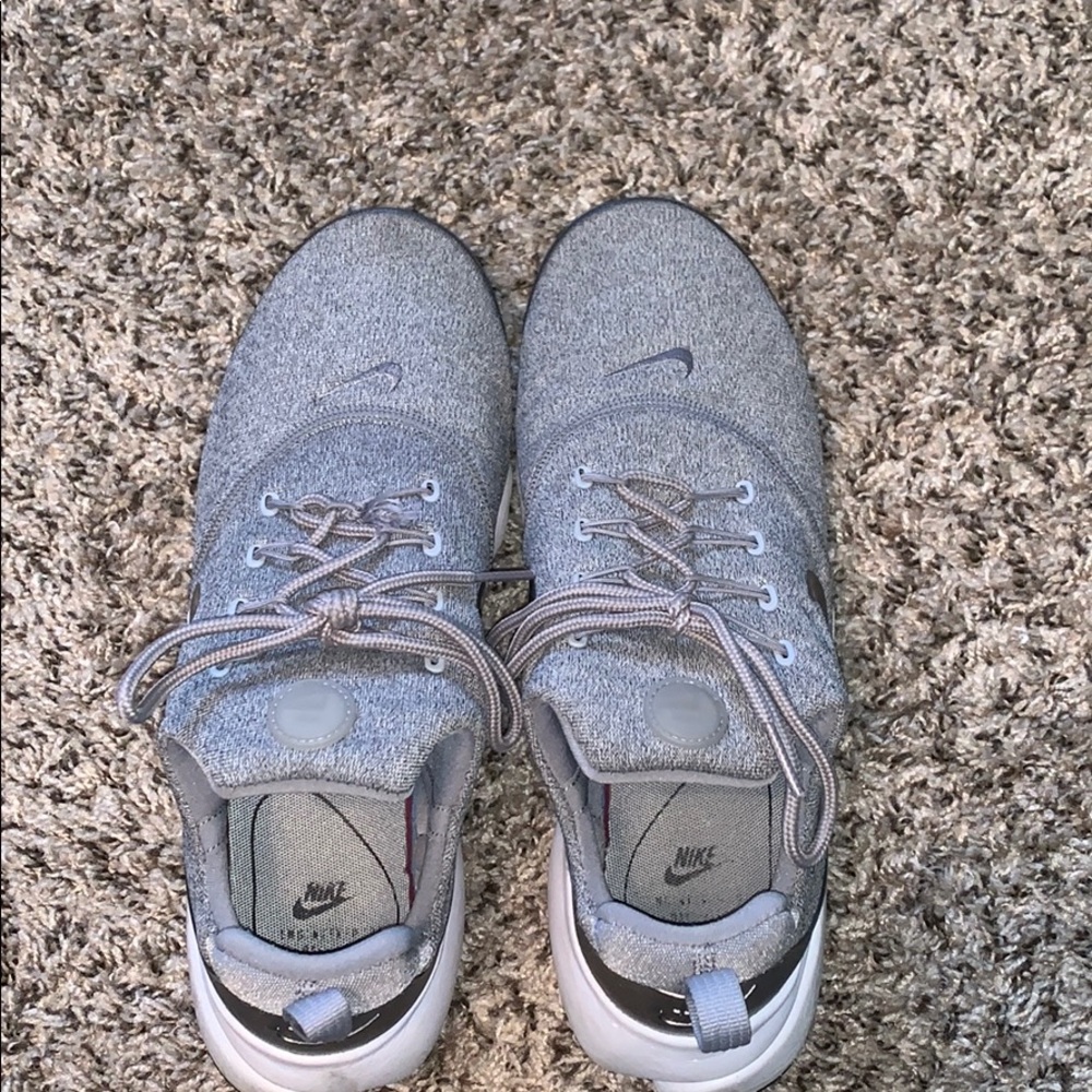 Woman’s nike shoes